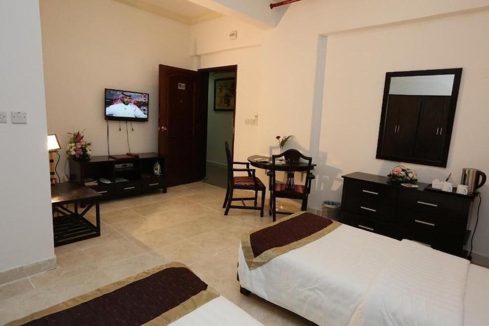 La Villa Palace Hotel Doha Exterior photo
