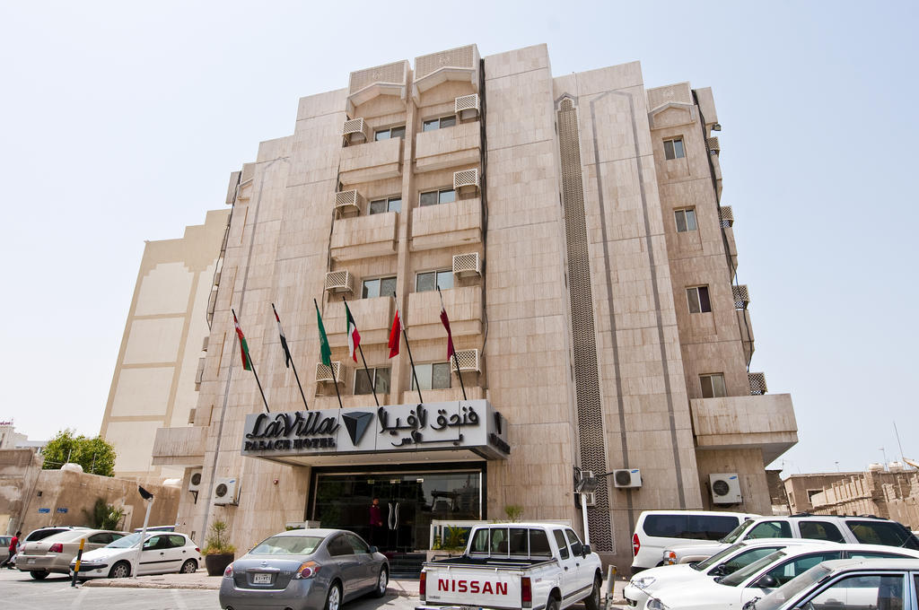 La Villa Palace Hotel Doha Exterior photo
